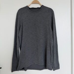 Men's Gray Lululemon Long Sleeve Shirt
